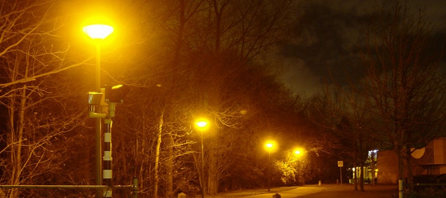 high-pressure sodium lamps