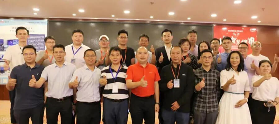 Group photo of EXC employees and others Group photo of EXC employees and others