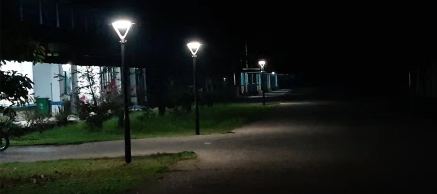 solar yard light